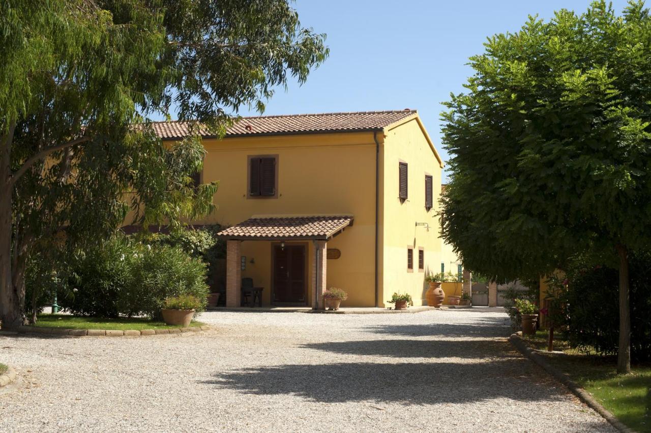 Agriturismo Le Pescine Villa Vada Esterno foto