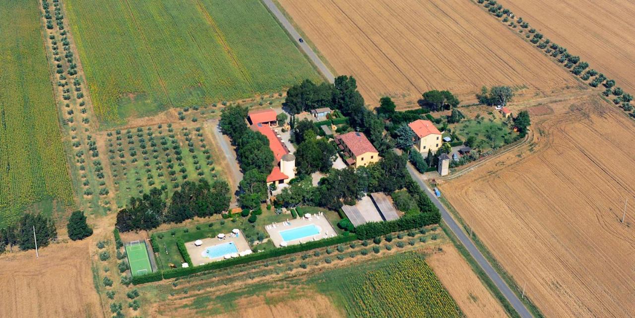 Agriturismo Le Pescine Villa Vada Esterno foto