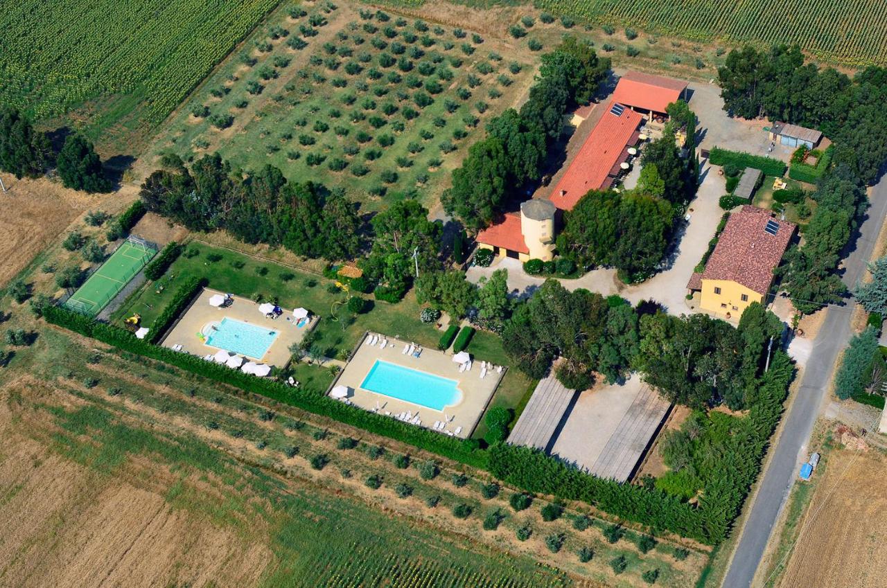 Agriturismo Le Pescine Villa Vada Esterno foto